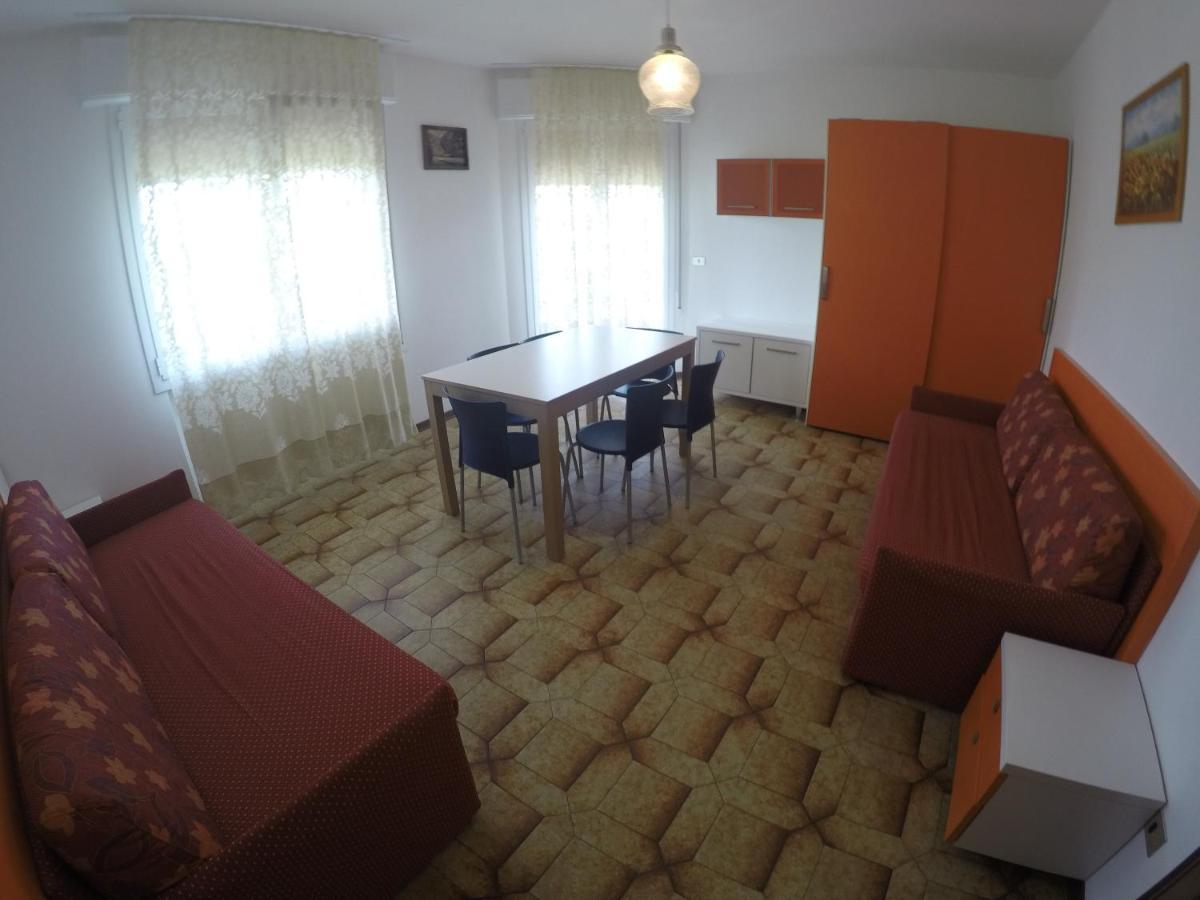 Residence Caorle Apartments - Agenzia Cocal Buitenkant foto